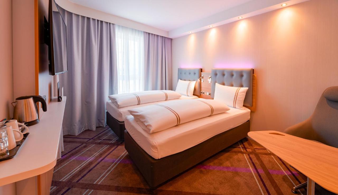 Premier Inn Mannheim City Centre Esterno foto