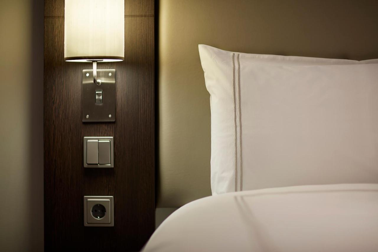 Premier Inn Mannheim City Centre Esterno foto