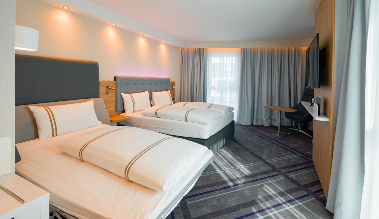 Premier Inn Mannheim City Centre Esterno foto