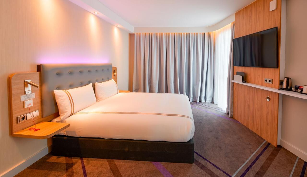 Premier Inn Mannheim City Centre Esterno foto
