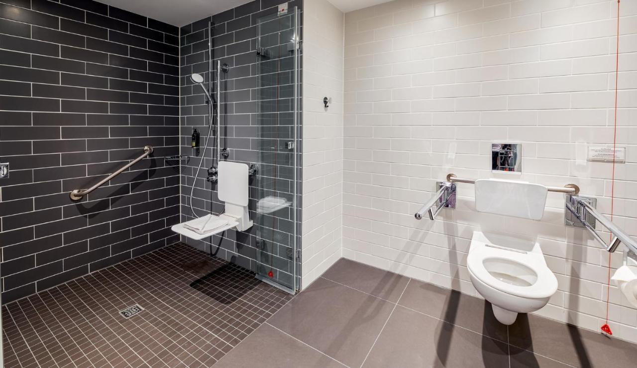 Premier Inn Mannheim City Centre Esterno foto